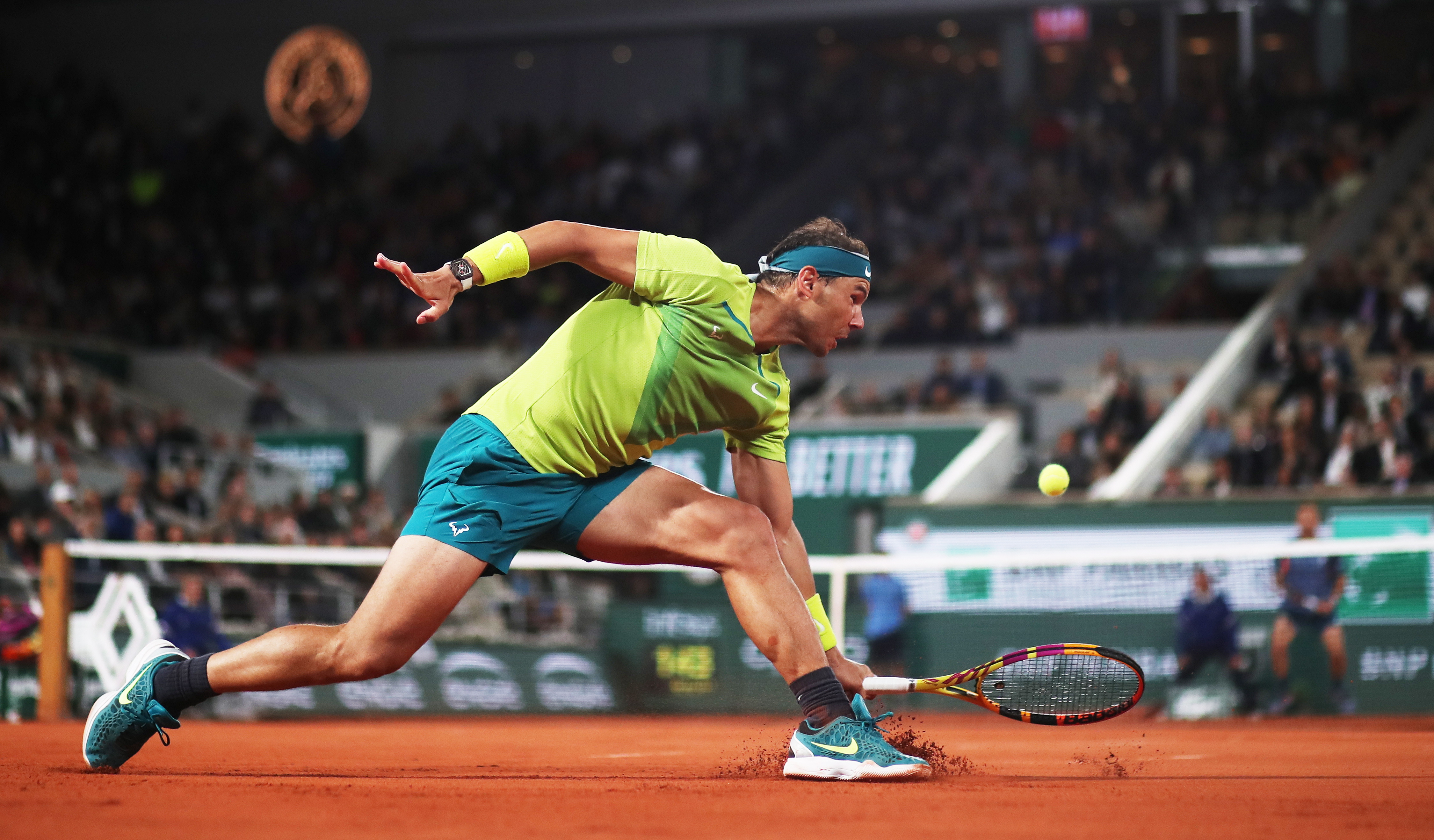 九游娱乐官网-包含西班牙队不断突破！，纳达尔连续二十场比赛得分超过重返赛场再创辉煌时刻的词条